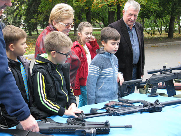 оружие и дети